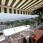 Lo Scoglio Hotel