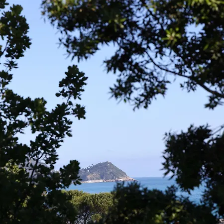 Lo Scoglio Hotel Lavagna